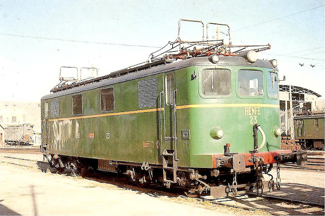 LocomotoraElectricaTrifasicaRenfe21-24FotoFerranLlaurado1965
